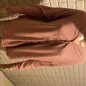 Lon sleeve button shirt v neck